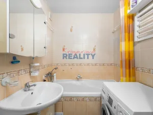 Prodej bytu 4+1, České Budějovice - České Budějovice 3, Průběžná, 78 m2