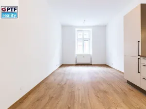 Pronájem bytu 2+kk, Plzeň, Krátká, 45 m2