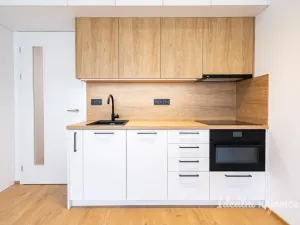 Pronájem bytu 1+kk, Praha - Chodov, Nebřenická, 33 m2