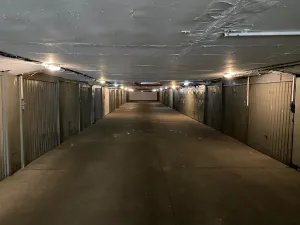 Pronájem garáže, Zlín, U Trojáku, 16 m2