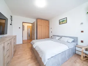 Prodej bytu 3+1, Tmaň, Sídliště, 55 m2