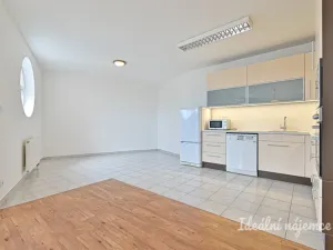 Pronájem bytu 2+kk, Brno, Bělohorská, 64 m2