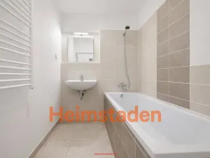 Pronájem bytu 2+1, Ostrava - Mariánské Hory, Zelená, 56 m2