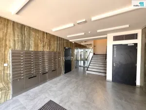Pronájem bytu 2+kk, Praha - Ruzyně, Stočesova, 54 m2