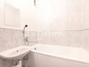 Pronájem bytu 2+1, Zlín - Malenovice, třída Svobody, 51 m2