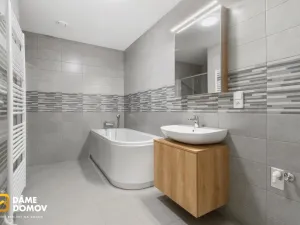Pronájem bytu 2+kk, Zlín, Štefánikova, 63 m2