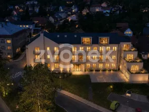 Prodej bytu 3+kk, Vsetín, Horní náměstí, 80 m2