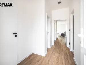 Prodej bytu 5+kk, Unhošť, 156 m2