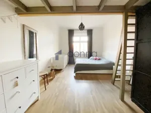 Pronájem bytu 2+kk, Praha, U Uranie, 51 m2