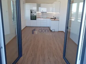 Pronájem bytu 2+kk, Praha, U Radosti, 58 m2