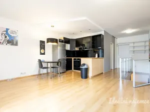Pronájem bytu 2+kk, Praha - Vysočany, Skloněná, 58 m2
