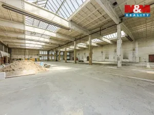 Prodej komerčního pozemku, Kutná Hora, Vítězná, 30242 m2