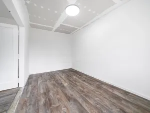 Prodej bytu 4+1, Karlovy Vary, Kosmonautů, 84 m2