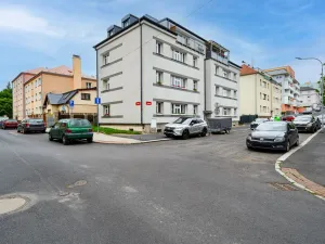 Prodej bytu 4+1, Karlovy Vary, Kosmonautů, 84 m2