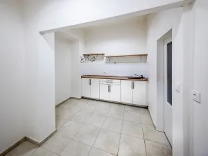 Pronájem obchodního prostoru, Praha - Vysočany, Pod pekárnami, 78 m2