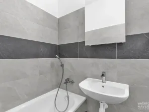 Pronájem bytu 2+1, Hradec Králové, Průmyslová, 66 m2