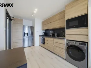 Prodej bytu 2+kk, Praha - Horní Počernice, Tlustého, 49 m2
