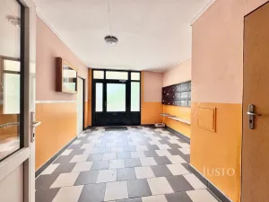 Prodej bytu 1+1, Ústí nad Labem - Severní Terasa, Meruňková, 35 m2
