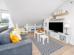 Pronájem bytu 1+kk, Praha - Hlubočepy, Pod Žvahovem, 47 m2