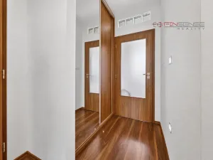 Pronájem bytu 3+1, Kladno, Kordačova, 79 m2
