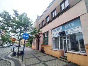 Prodej komerční nemovitosti, Nová Paka, Komenského, 675 m2