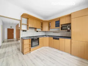 Prodej bytu 3+1, Ostrava, Mojmírovců, 72 m2
