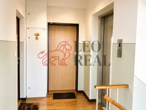 Prodej bytu 2+kk, Praha - Kobylisy, Šiškova, 46 m2