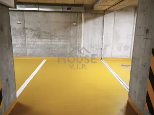 Pronájem garáže, Praha - Strašnice, Na palouku, 12 m2