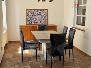 Prodej rodinného domu, Načeradec, Zámecké náměstí, 170 m2
