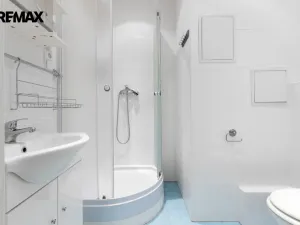 Prodej bytu 1+1, Karlovy Vary - Drahovice, Vítězná, 40 m2