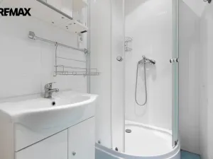 Prodej bytu 1+1, Karlovy Vary - Drahovice, Vítězná, 40 m2
