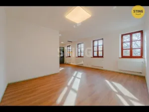 Prodej bytu 3+kk, Opava, Sadová, 75 m2