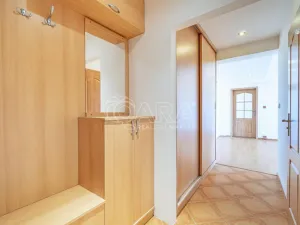 Pronájem bytu 2+1, Kralupy nad Vltavou, sídl. Hůrka, 58 m2
