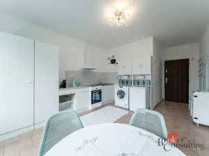 Prodej bytu 1+1, Cheb, Palackého, 36 m2