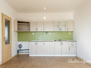 Pronájem bytu 2+kk, České Budějovice - České Budějovice 7, Papírenská, 38 m2