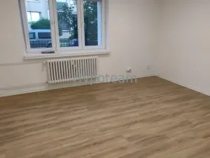 Pronájem bytu 3+1, Ústí nad Labem - Střekov, Truhlářova, 60 m2