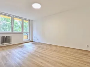 Prodej bytu 2+1, Orlová - Lutyně, Masarykova třída, 63 m2