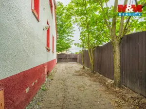 Prodej rodinného domu, Sadská, Pístecká, 220 m2