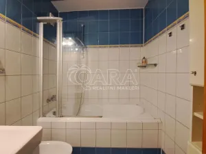 Pronájem bytu 3+1, Praha - Kobylisy, Pohnertova, 70 m2