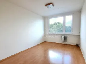 Pronájem bytu 3+1, Praha - Kobylisy, Pohnertova, 70 m2