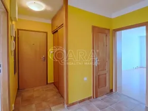 Pronájem bytu 3+1, Praha - Kobylisy, Pohnertova, 70 m2