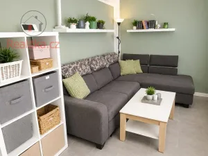 Pronájem bytu 3+1, Neratovice, Čtvercová, 76 m2