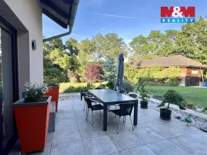 Prodej rodinného domu, Knovíz, 214 m2