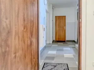 Pronájem bytu 2+kk, Praha - Hlubočepy, Gabinova, 47 m2