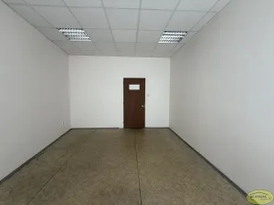 Pronájem kanceláře, Kroměříž, Vejvanovského, 17 m2
