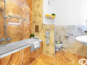 Prodej bytu 2+kk, Praha, Velká skála, 62 m2