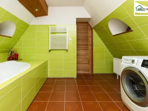 Prodej bytu 3+1, Cheb, Spálená, 74 m2