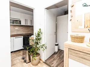 Pronájem bytu 2+1, Cheb, Obětí nacismu, 57 m2