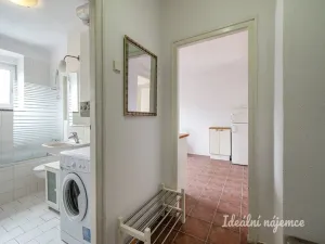 Pronájem bytu 2+1, Praha, Konopišťská, 54 m2