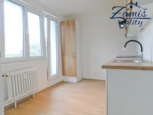 Pronájem bytu 2+1, Kladno, Litevská, 62 m2